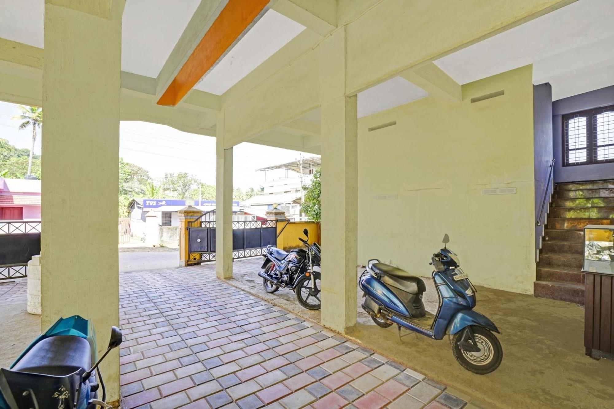 Hotel O Ss Residency Punalur Ngoại thất bức ảnh